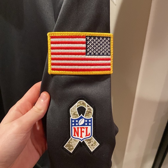 Nike Patriots Salute to Service hoodie. Size M. - Picture 5 of 5